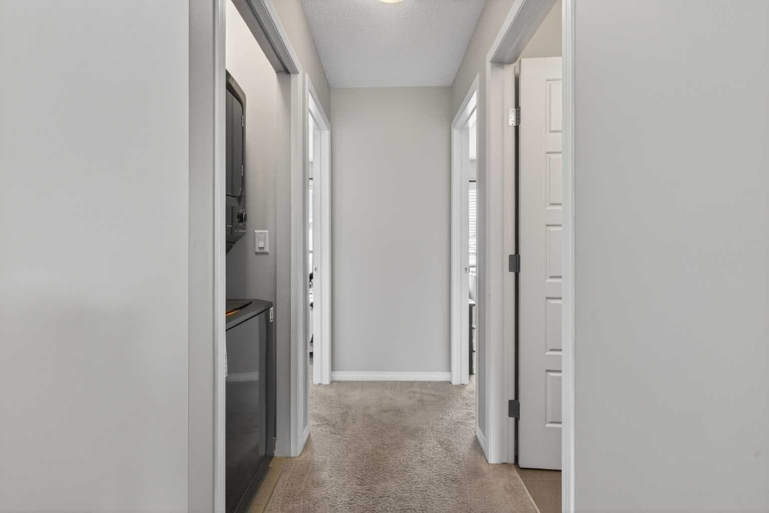 1601, 280 Williamstown Close NW