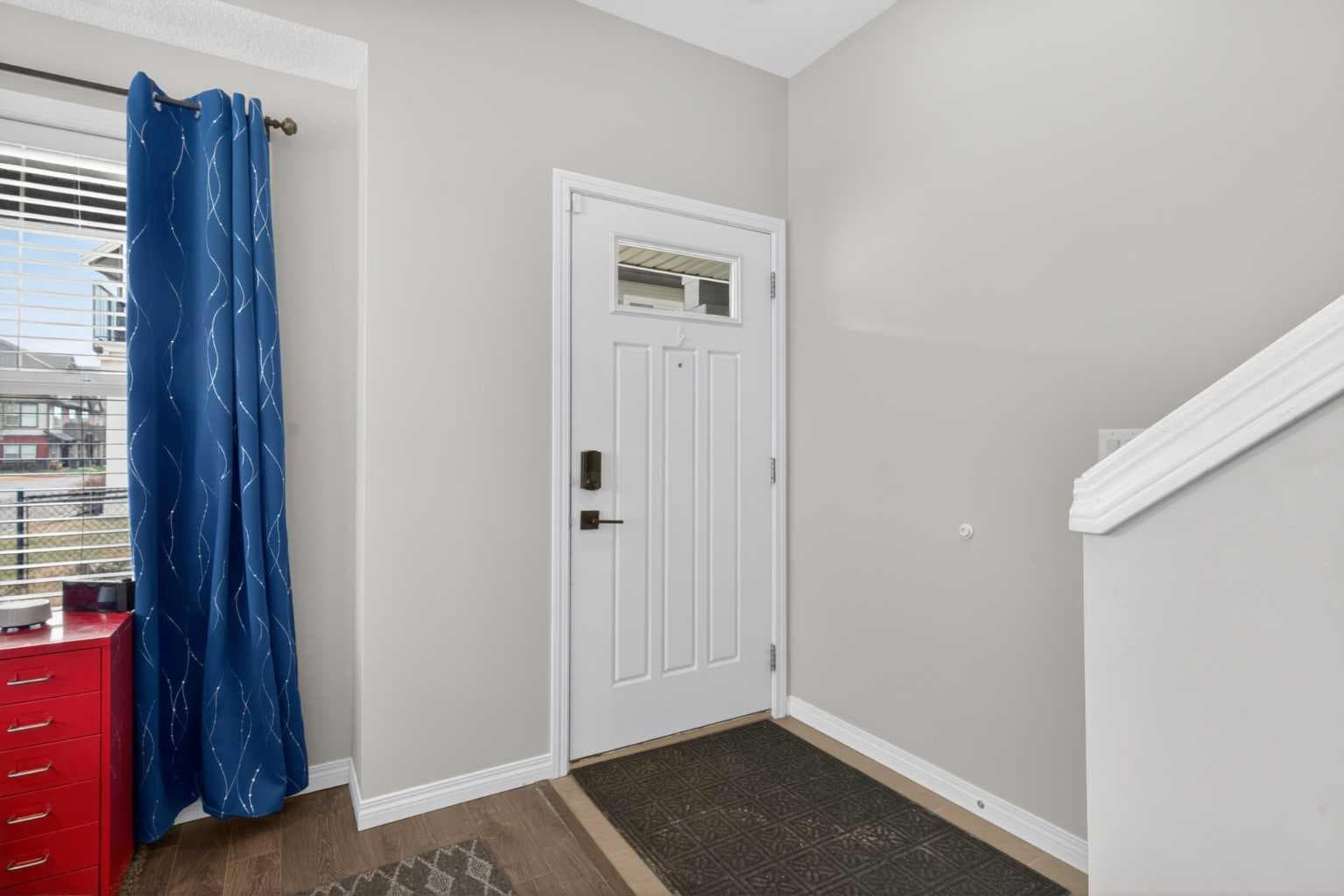 1601, 280 Williamstown Close NW