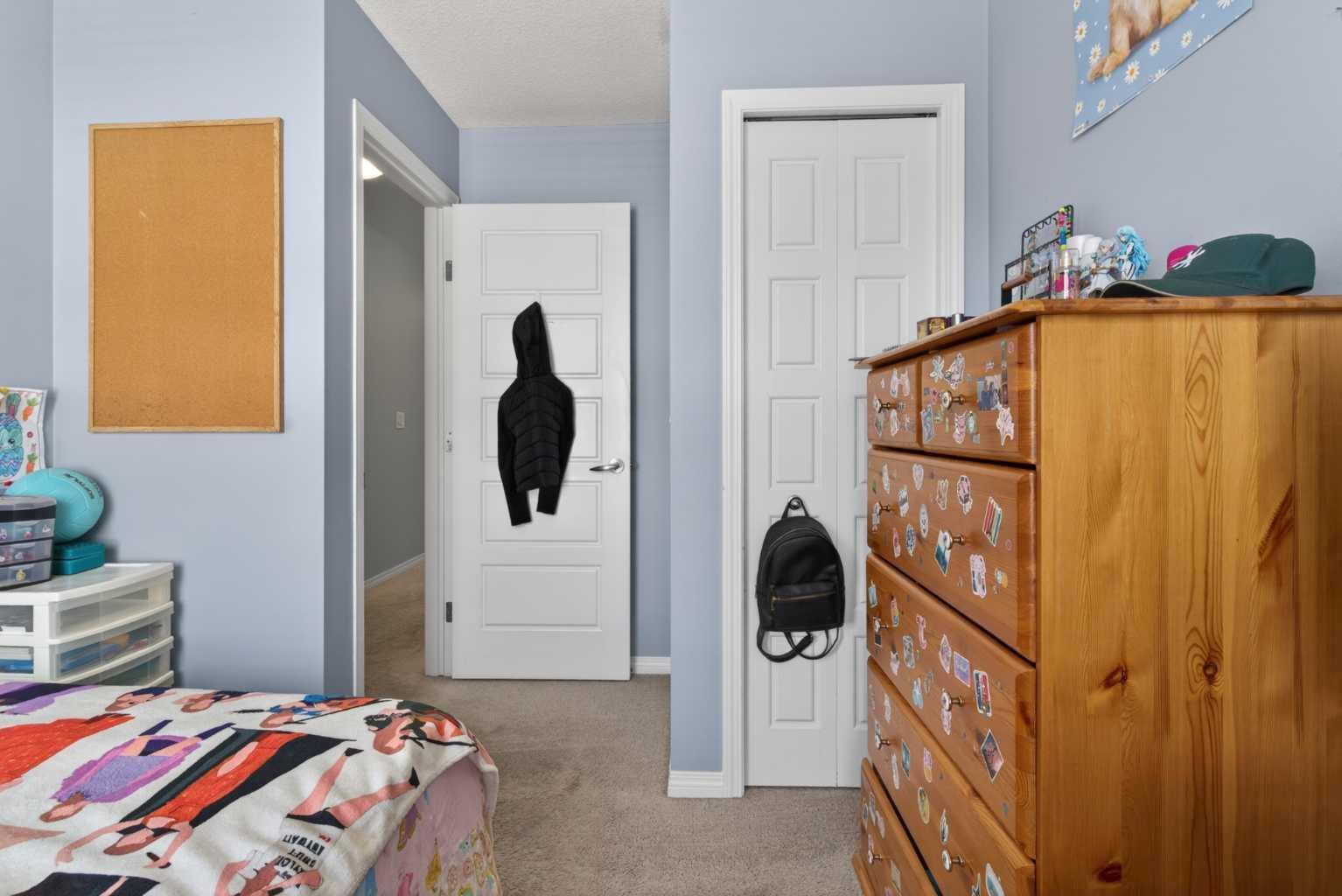 1601, 280 Williamstown Close NW