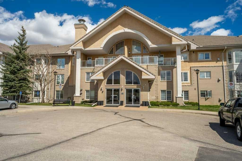 136, 728 Country Hills Road NW