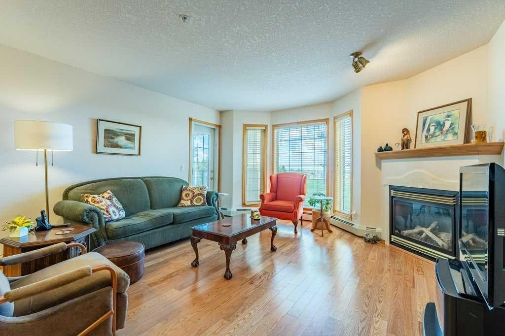136, 728 Country Hills Road NW
