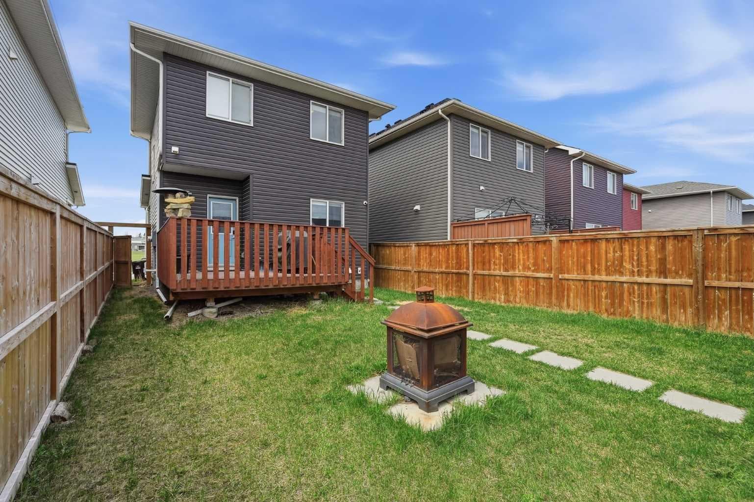 328 Bayview Street SW
