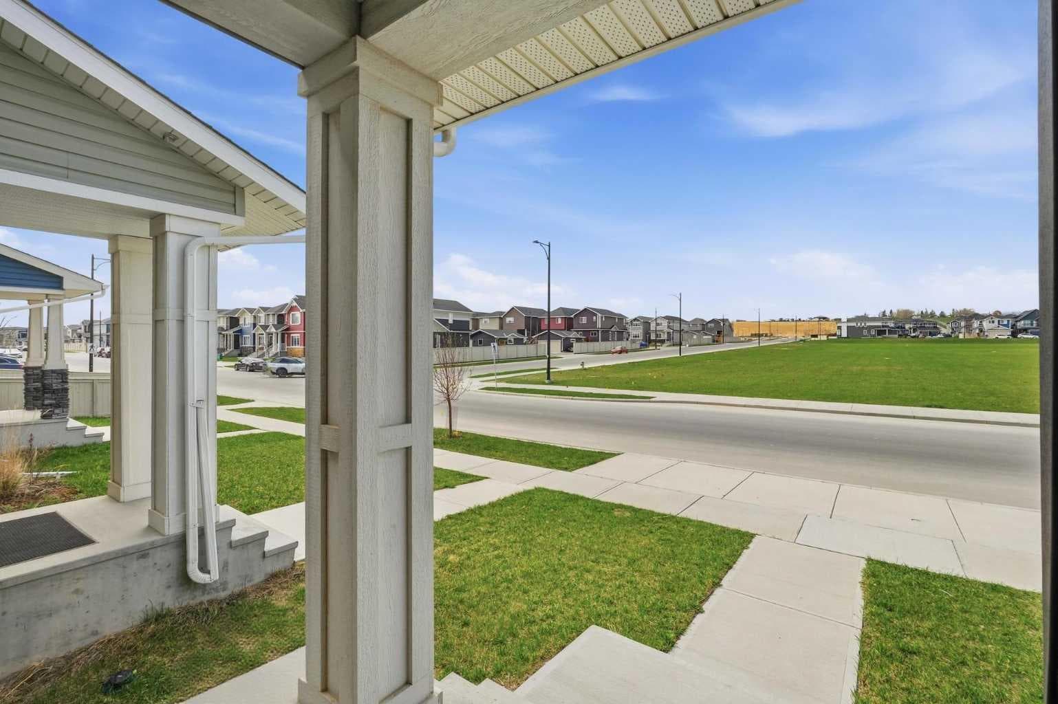 328 Bayview Street SW