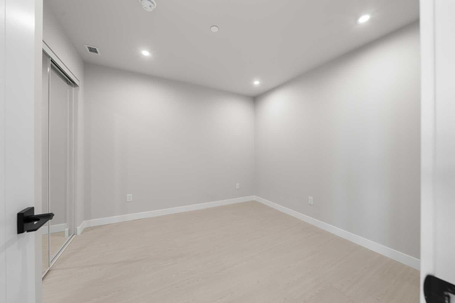 309, 8375 Broadcast Avenue SW