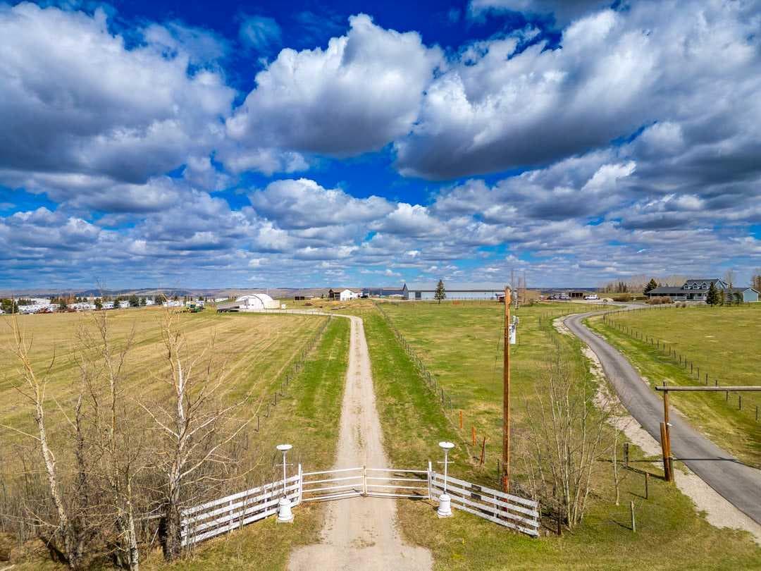 33066 Township Road 250  