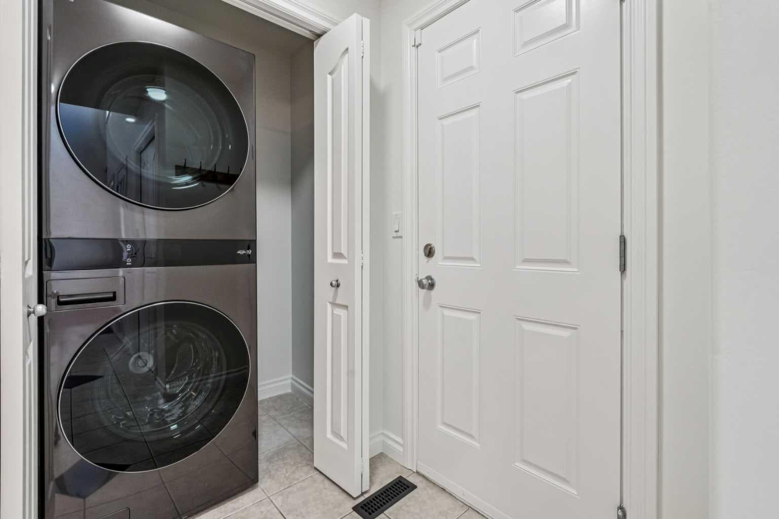 22 Sherwood Cove NW