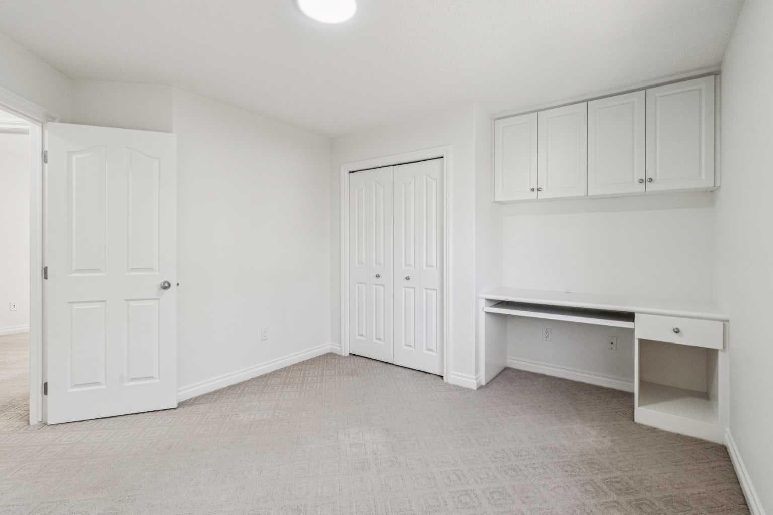22 Sherwood Cove NW