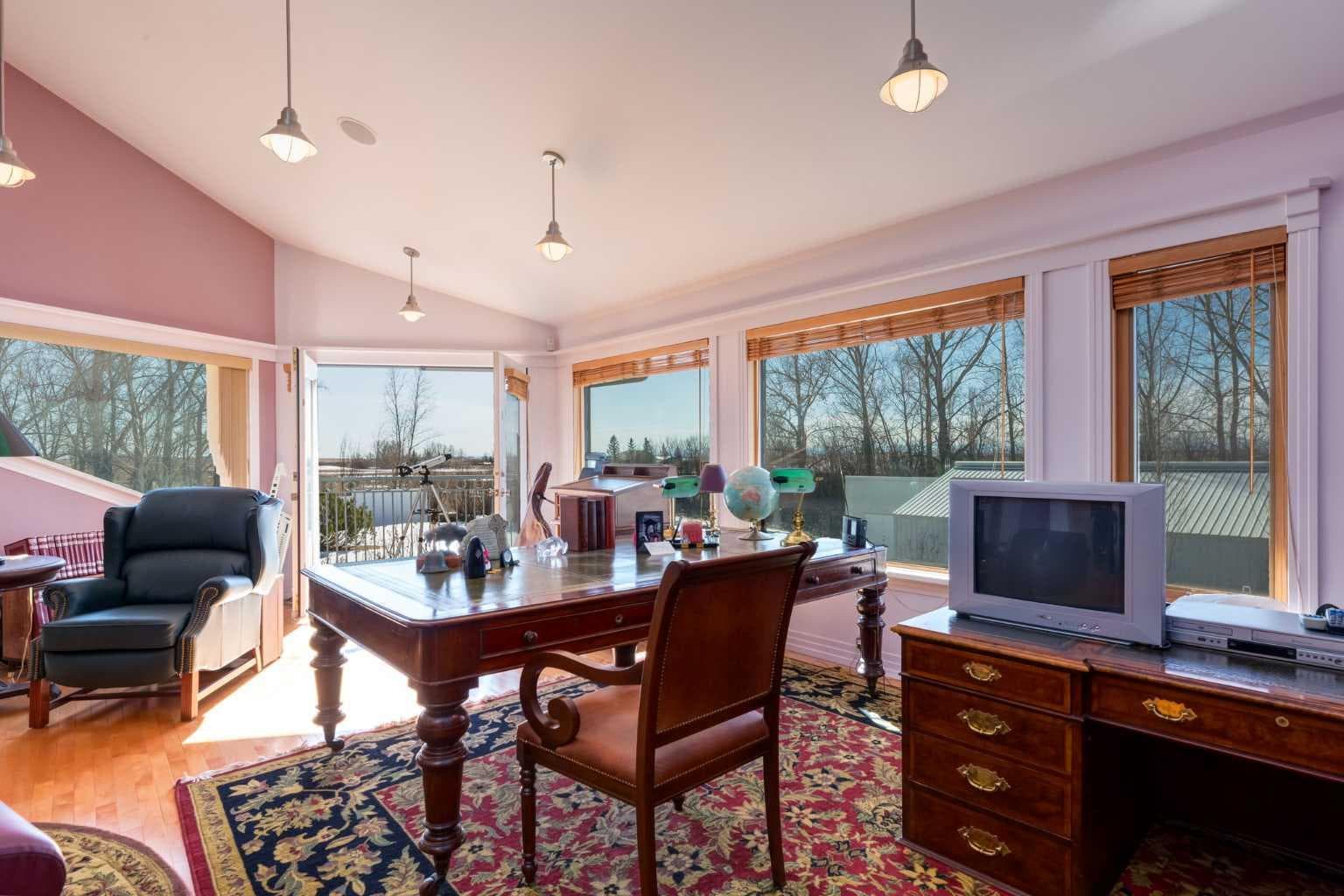 280203 Township Road 235A  