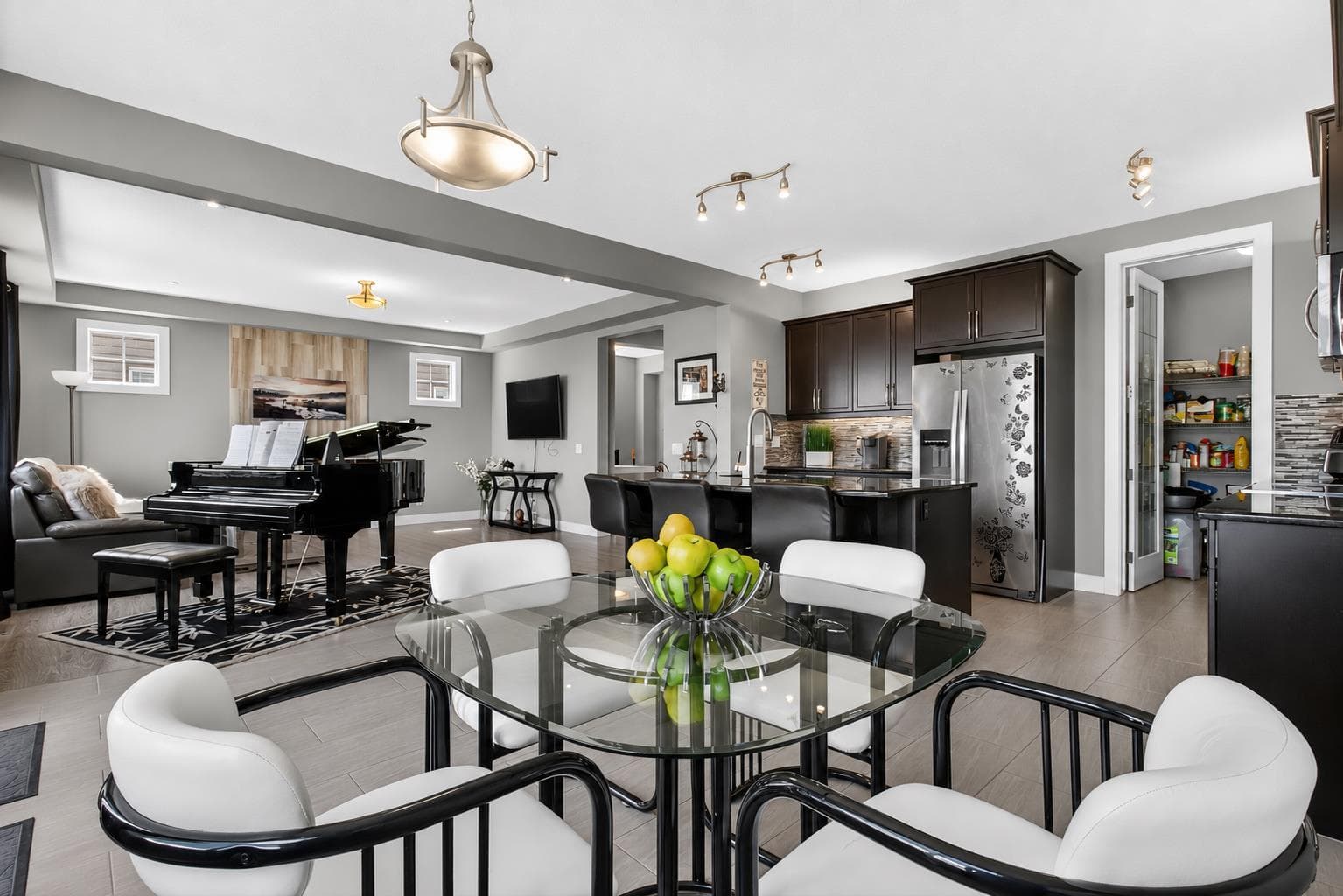 129 Windford Park SW