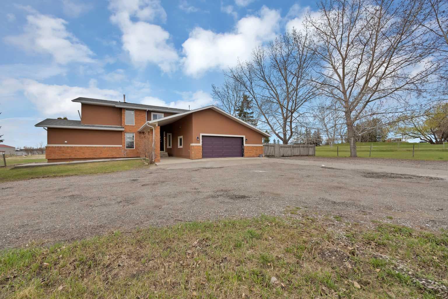 283129 Township Road 250  