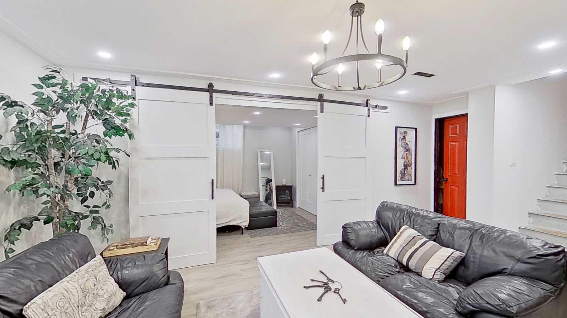 17 Sunset Heights 
