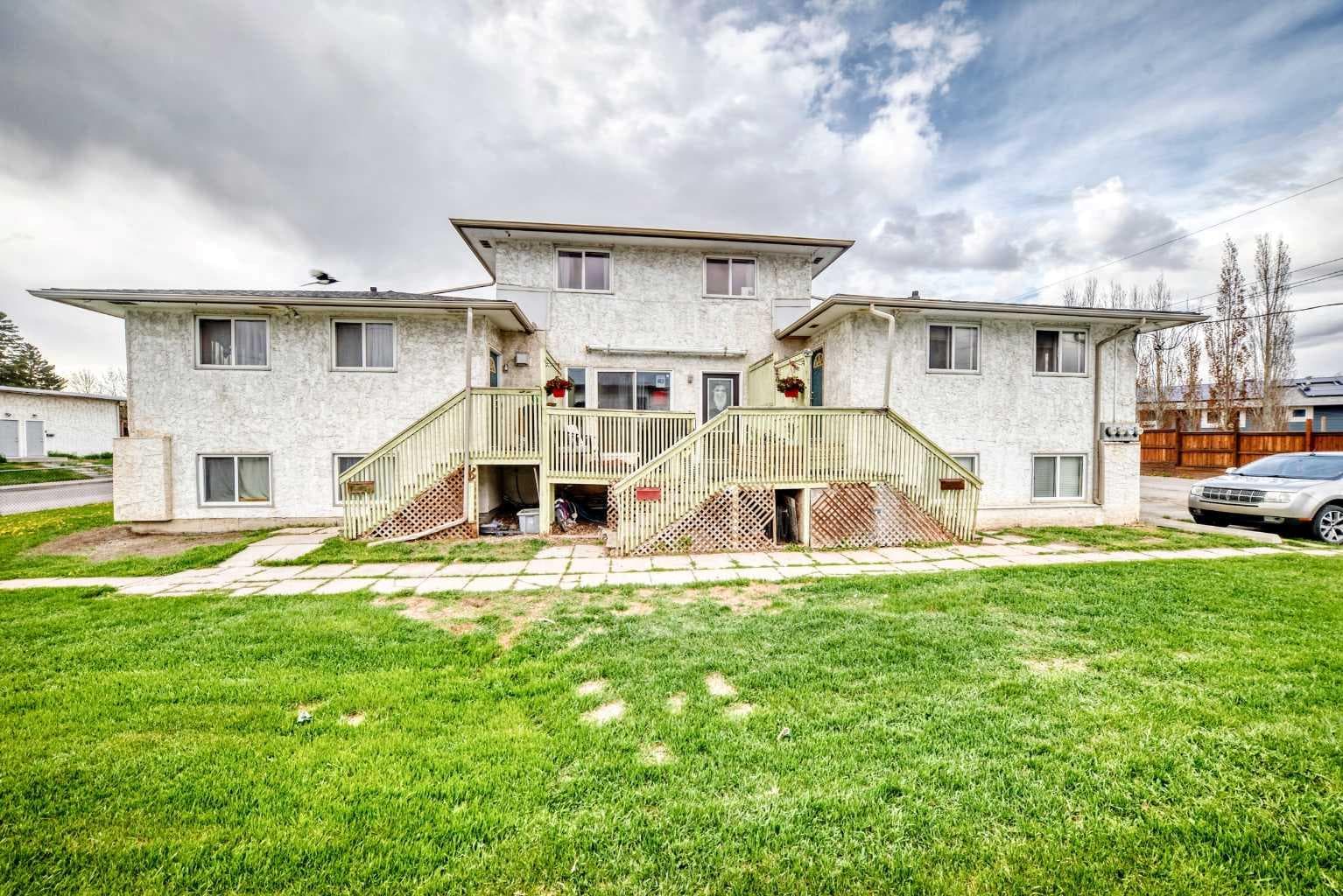 1-6, 8 Huntley Close NE
