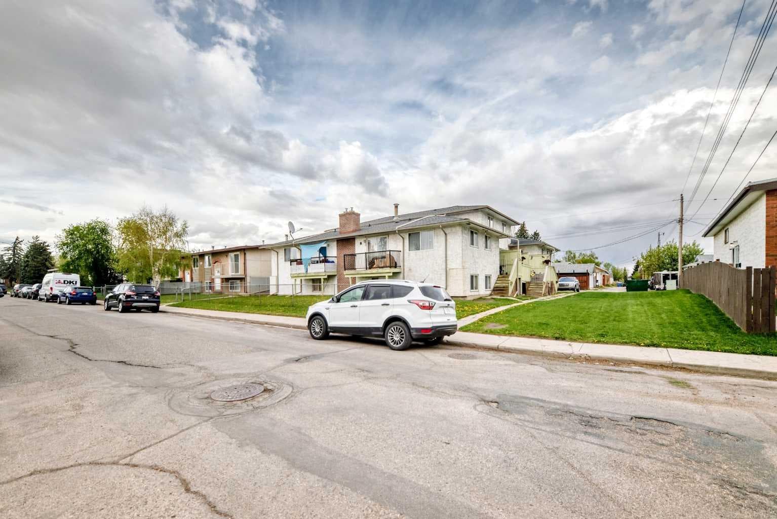 1-6, 8 Huntley Close NE