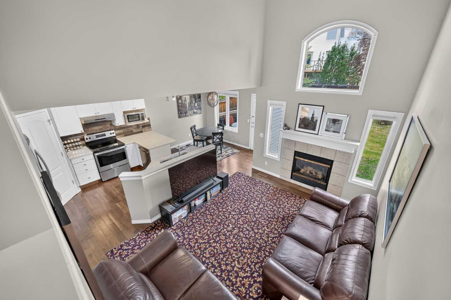 138 Tuscarora Way NW