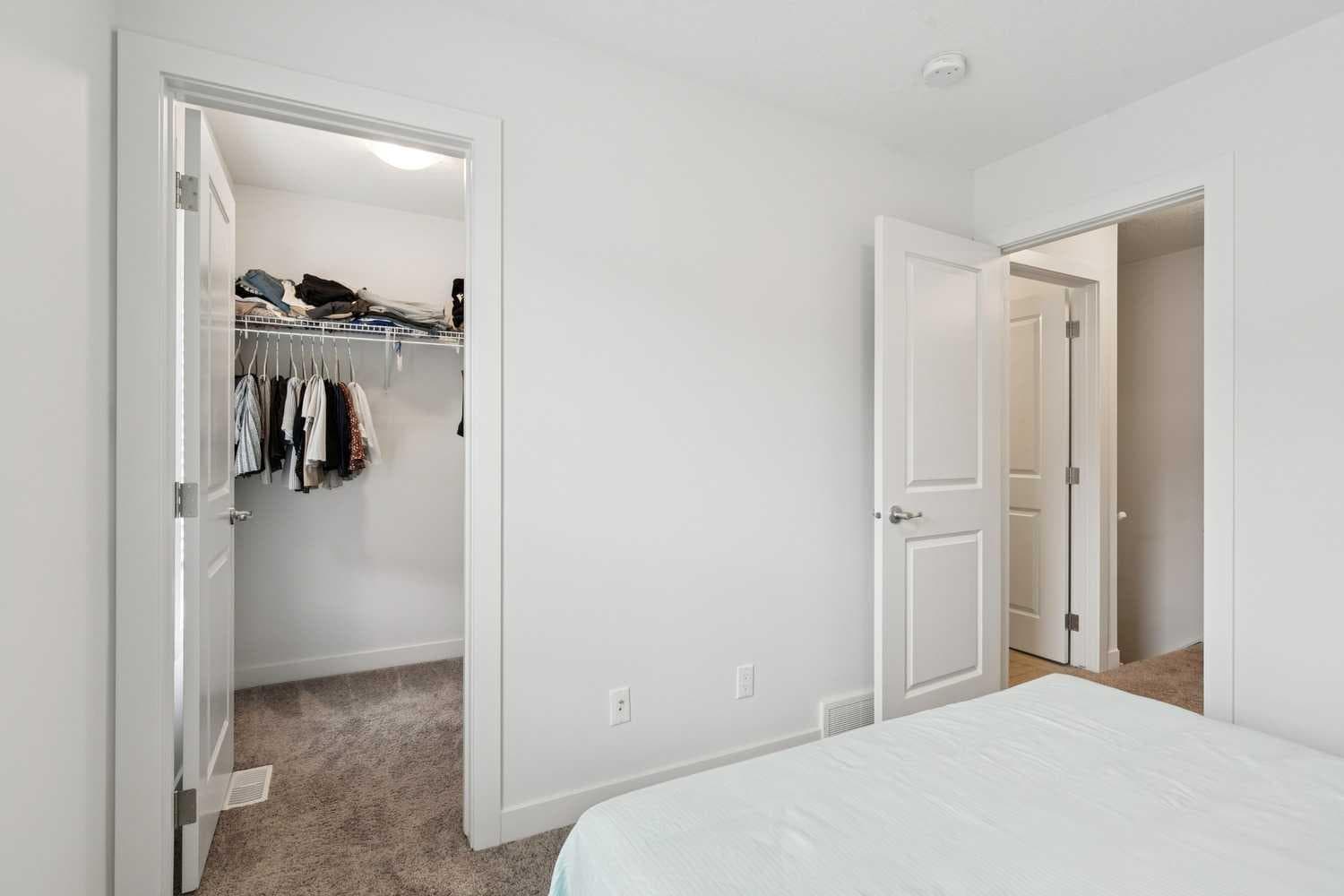 108, 11 Evanscrest Mews NW