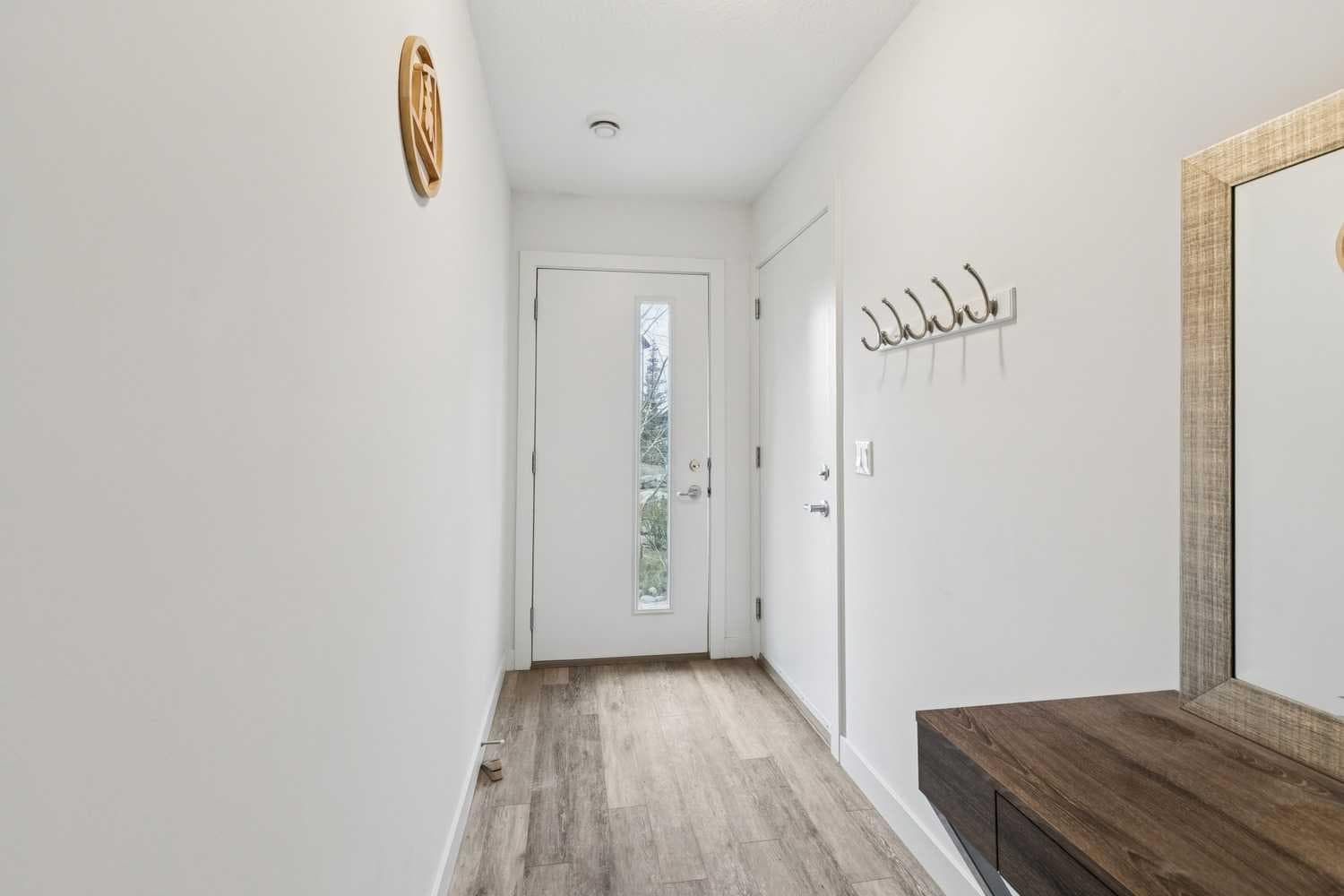 108, 11 Evanscrest Mews NW