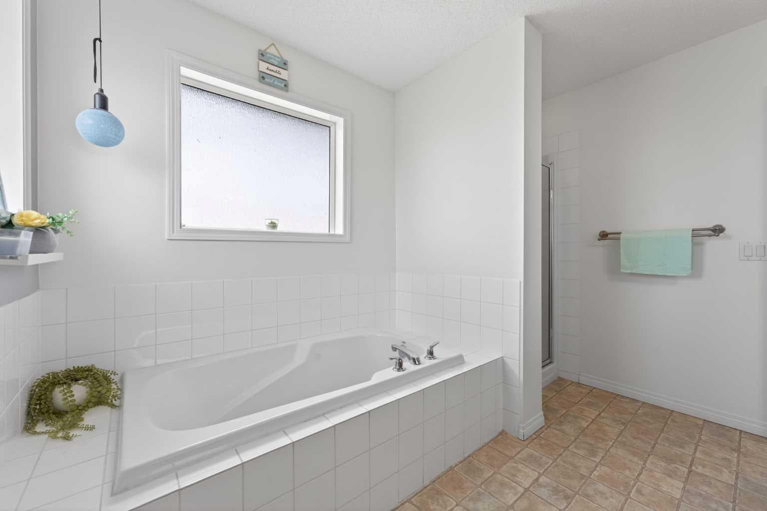 130 Morningside Point SW