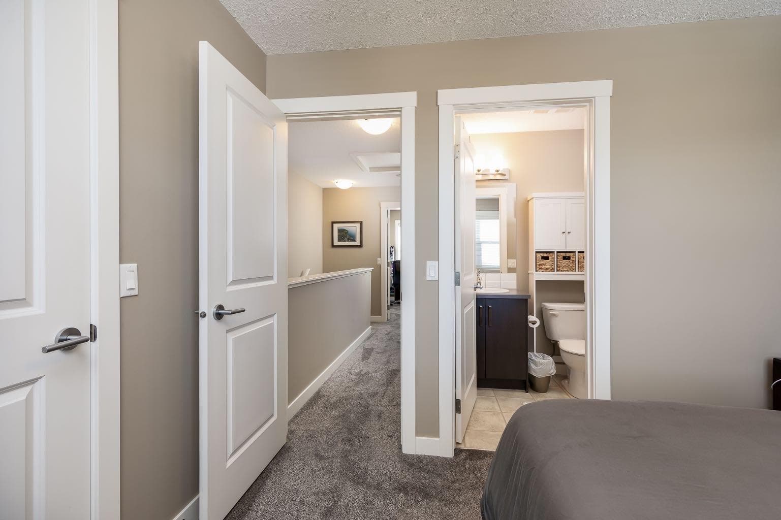 402, 1225 Kings Heights Way SE