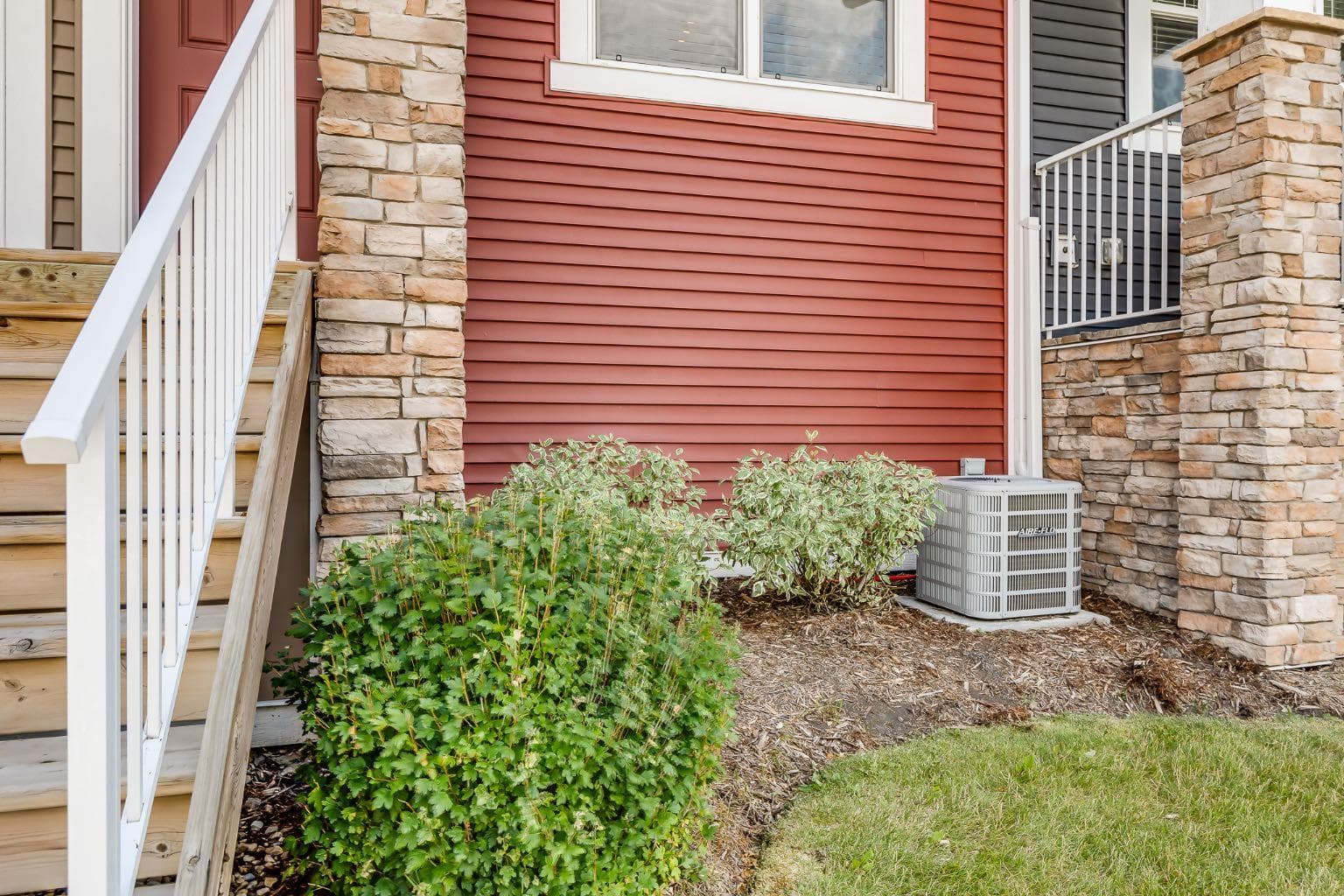 402, 1225 Kings Heights Way SE