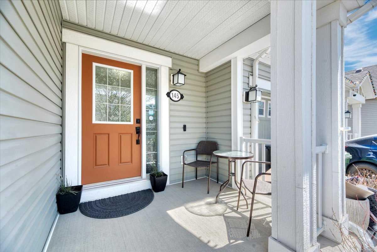 145 Viewpointe Terrace 