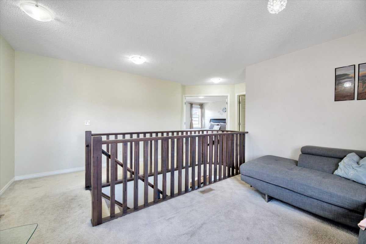 145 Viewpointe Terrace 