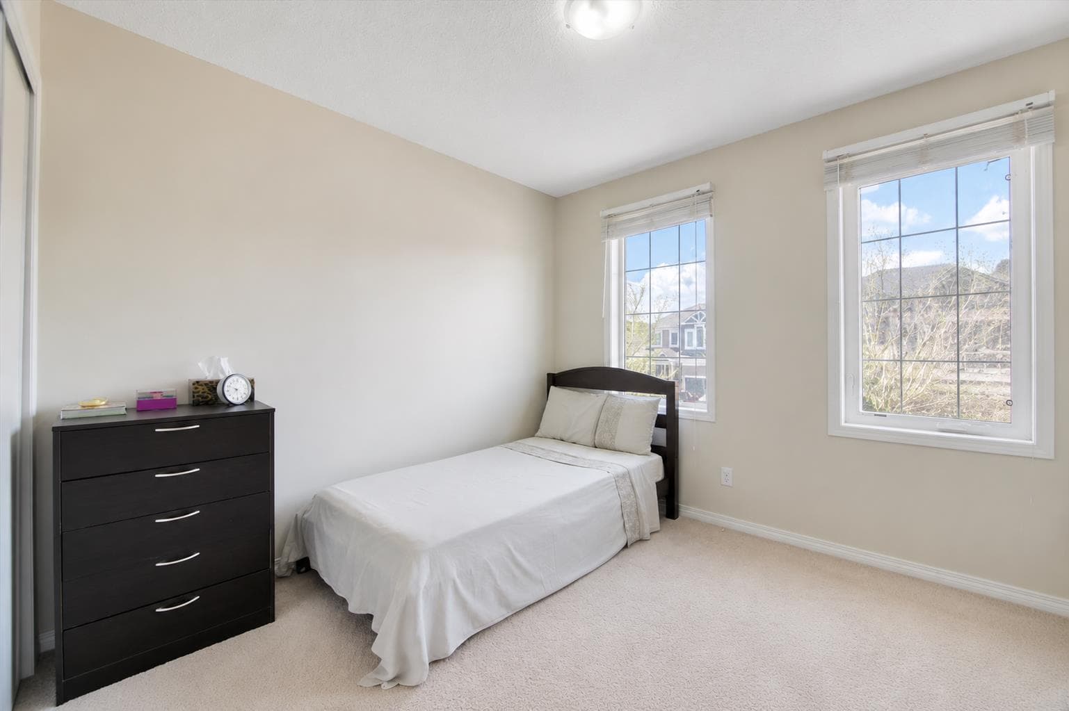 145 Viewpointe Terrace 
