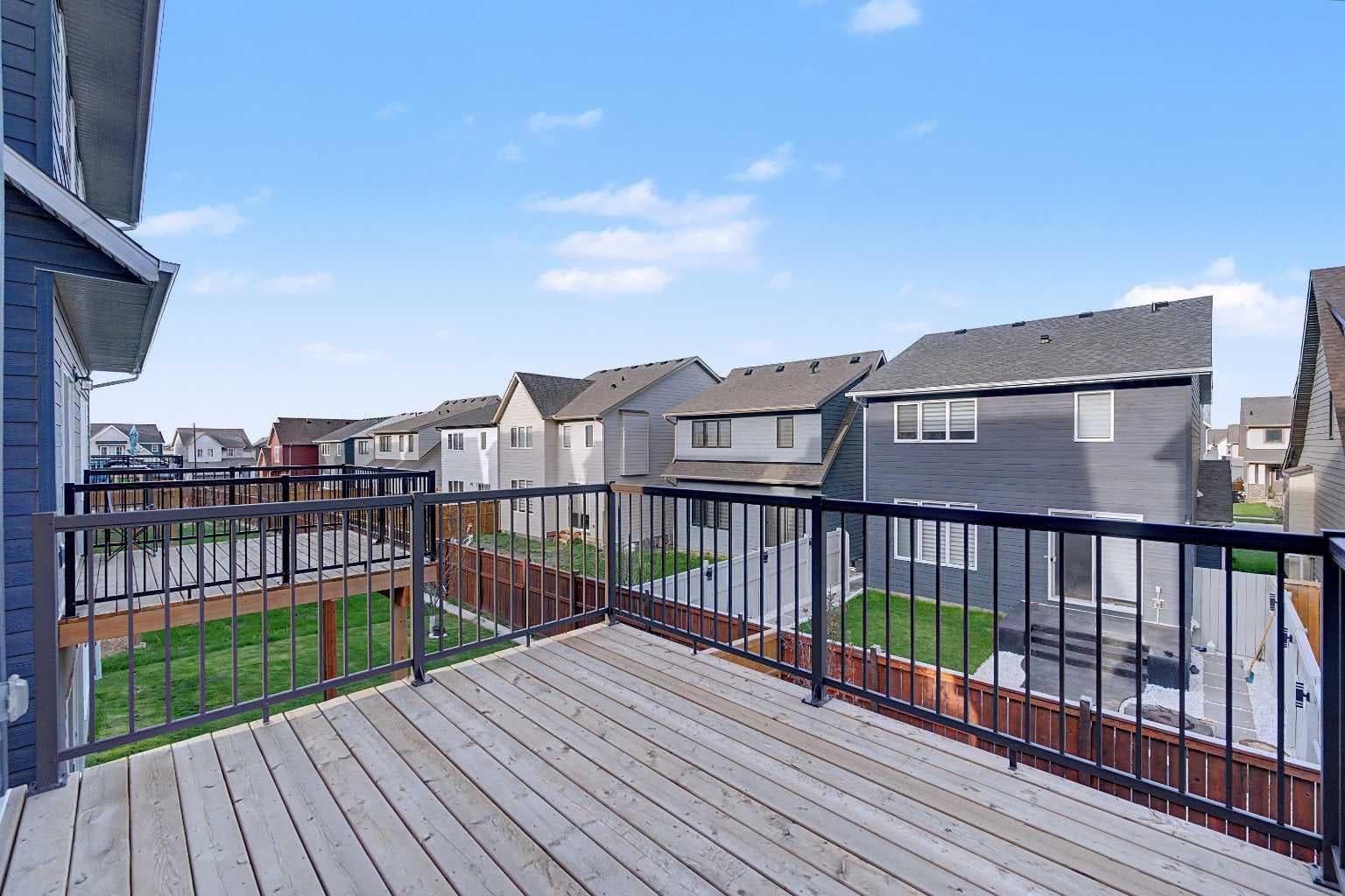 309 Baneberry Way SW