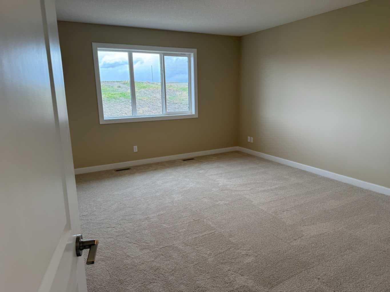 147 sundown Crescent 