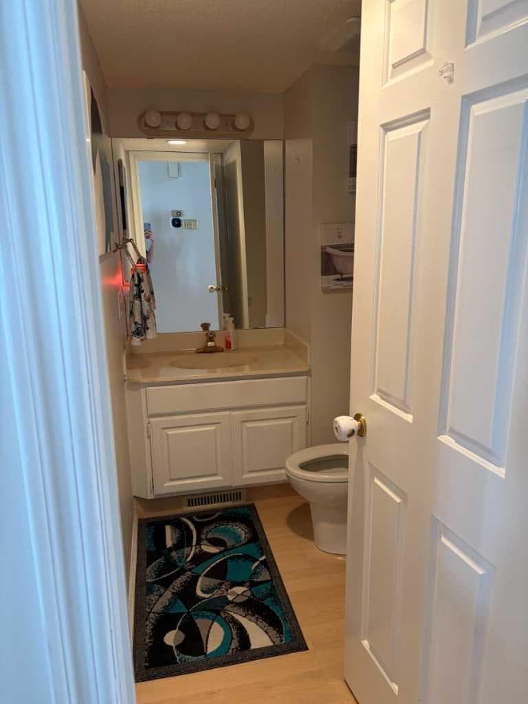 1065 East Chestermere Drive 