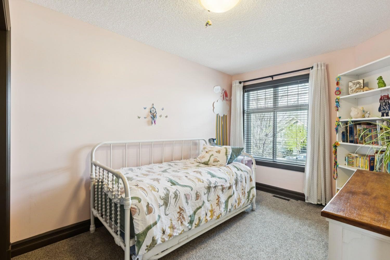 957 Coopers Drive SW