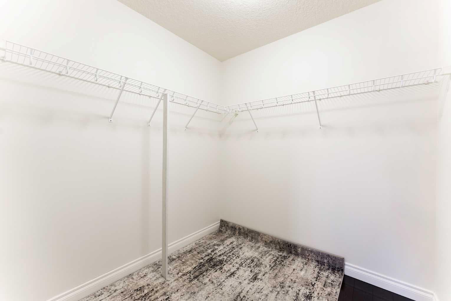 205, 200 Patina Court SW