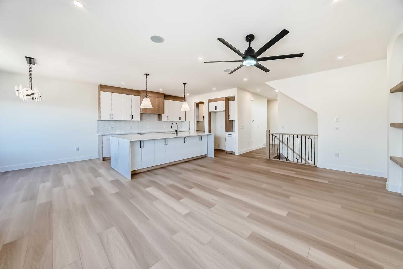 407 Rivercrest Road 