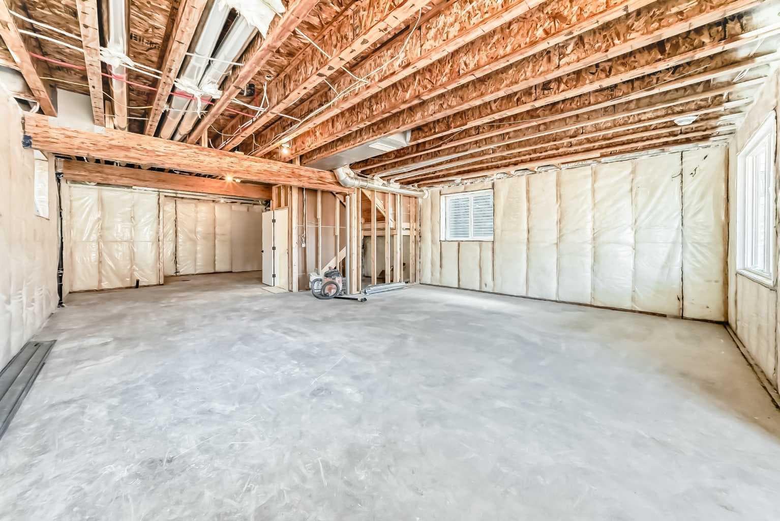 407 Rivercrest Road 