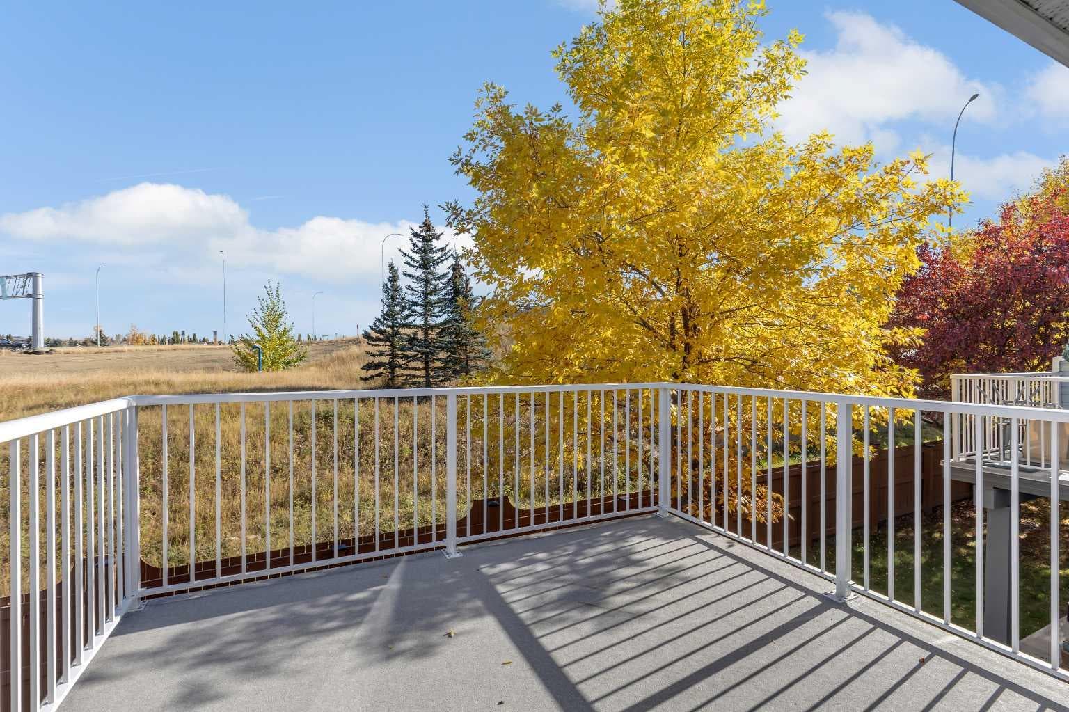 140 Valley Ridge Heights NW