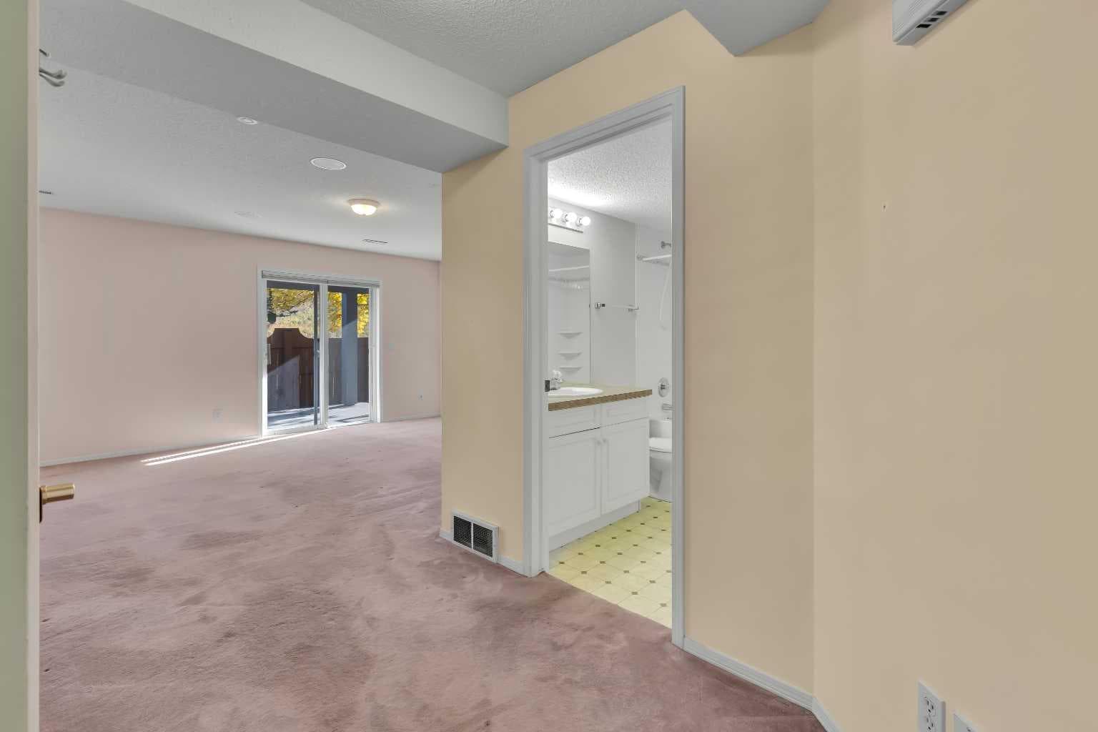 140 Valley Ridge Heights NW