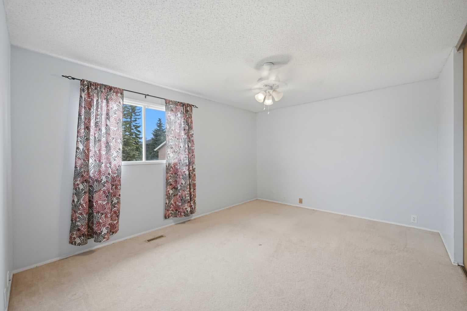 128 Ridgegate Way SW