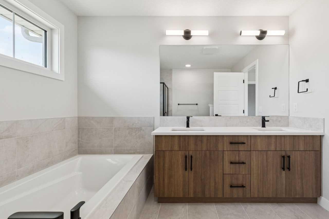271 Bridgeport Circle 