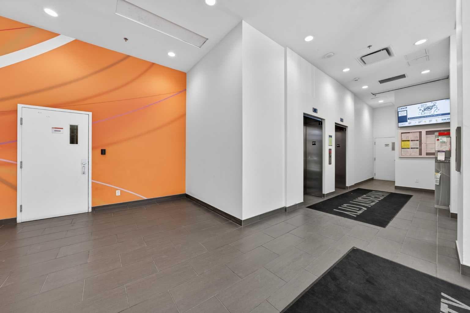 306, 3830 Brentwood Road NW