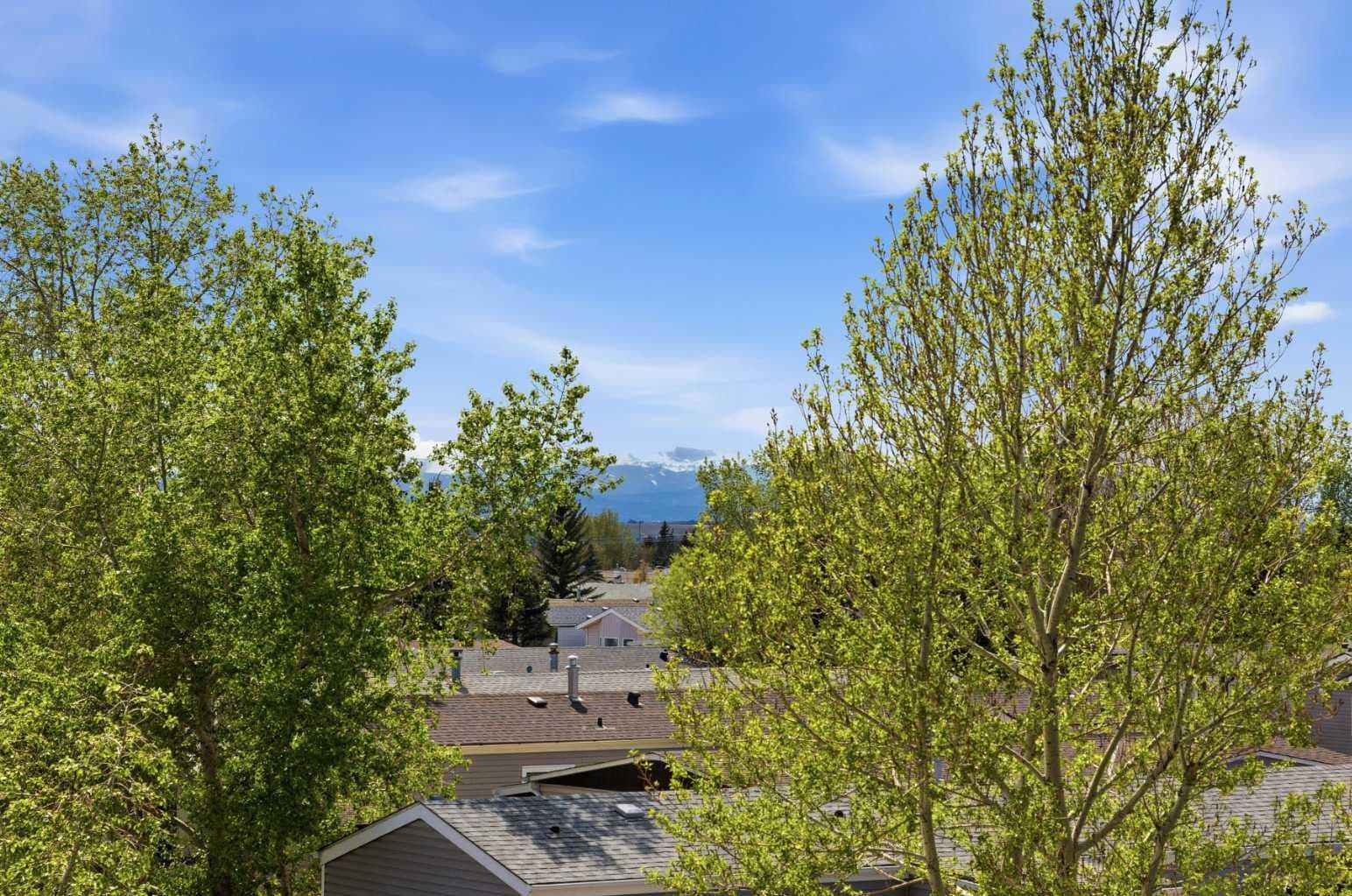 1306, 81 Arbour Lake View NW