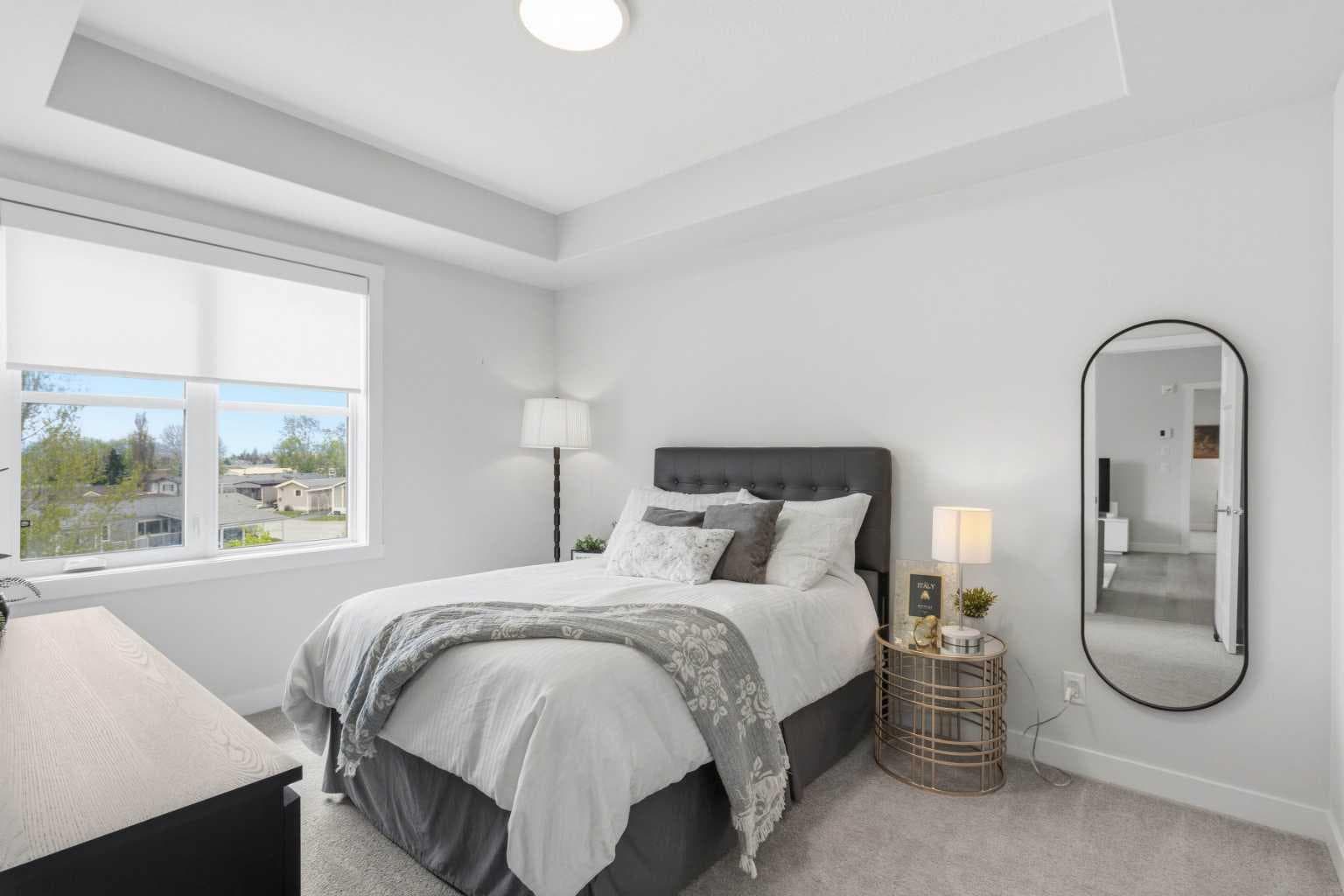 1306, 81 Arbour Lake View NW