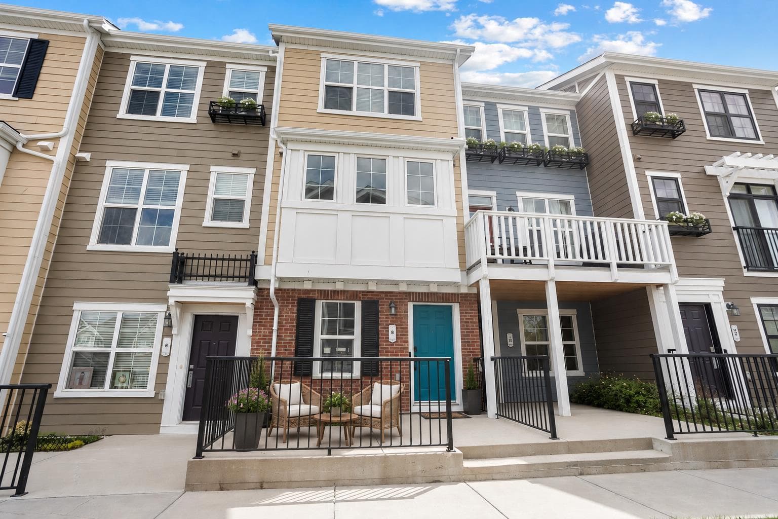 8 Sherwood Row NW