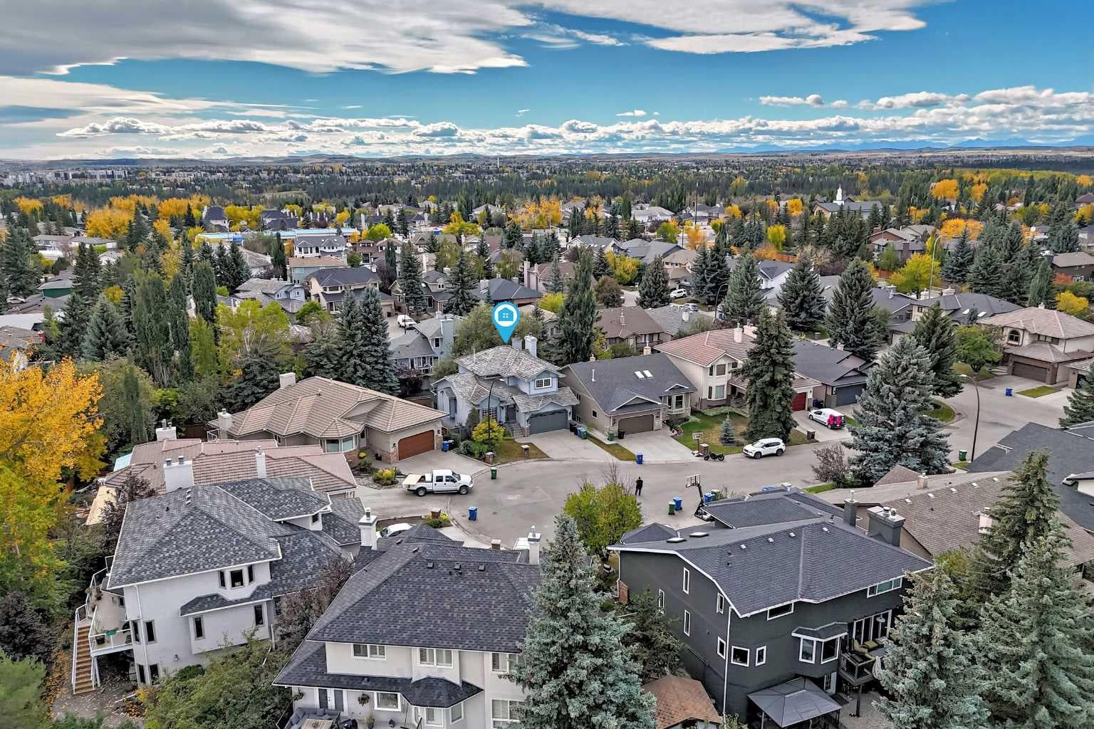 135 Canterbury Court SW