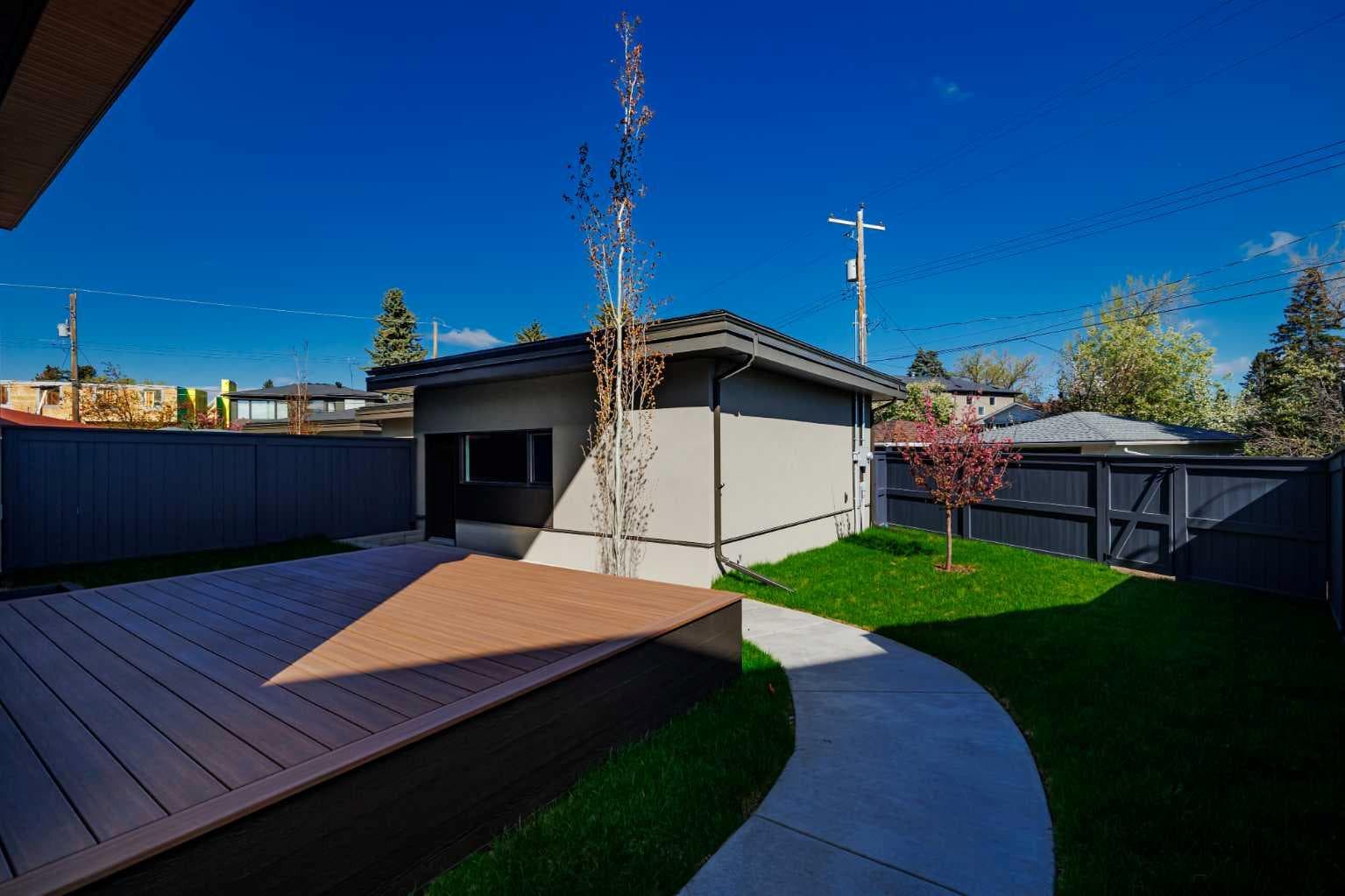 3B Willow Crescent SW