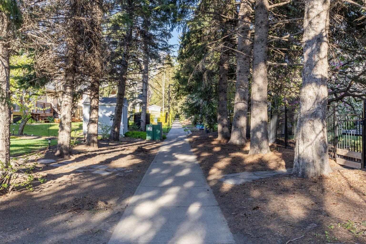 26 Varsplain Place NW