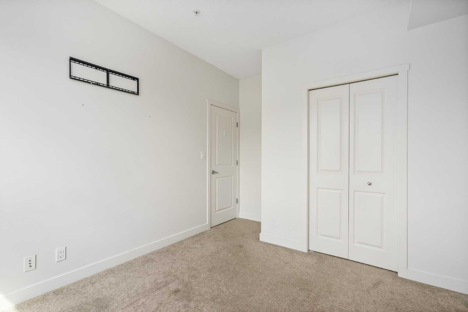 3210, 175 Silverado Boulevard SW