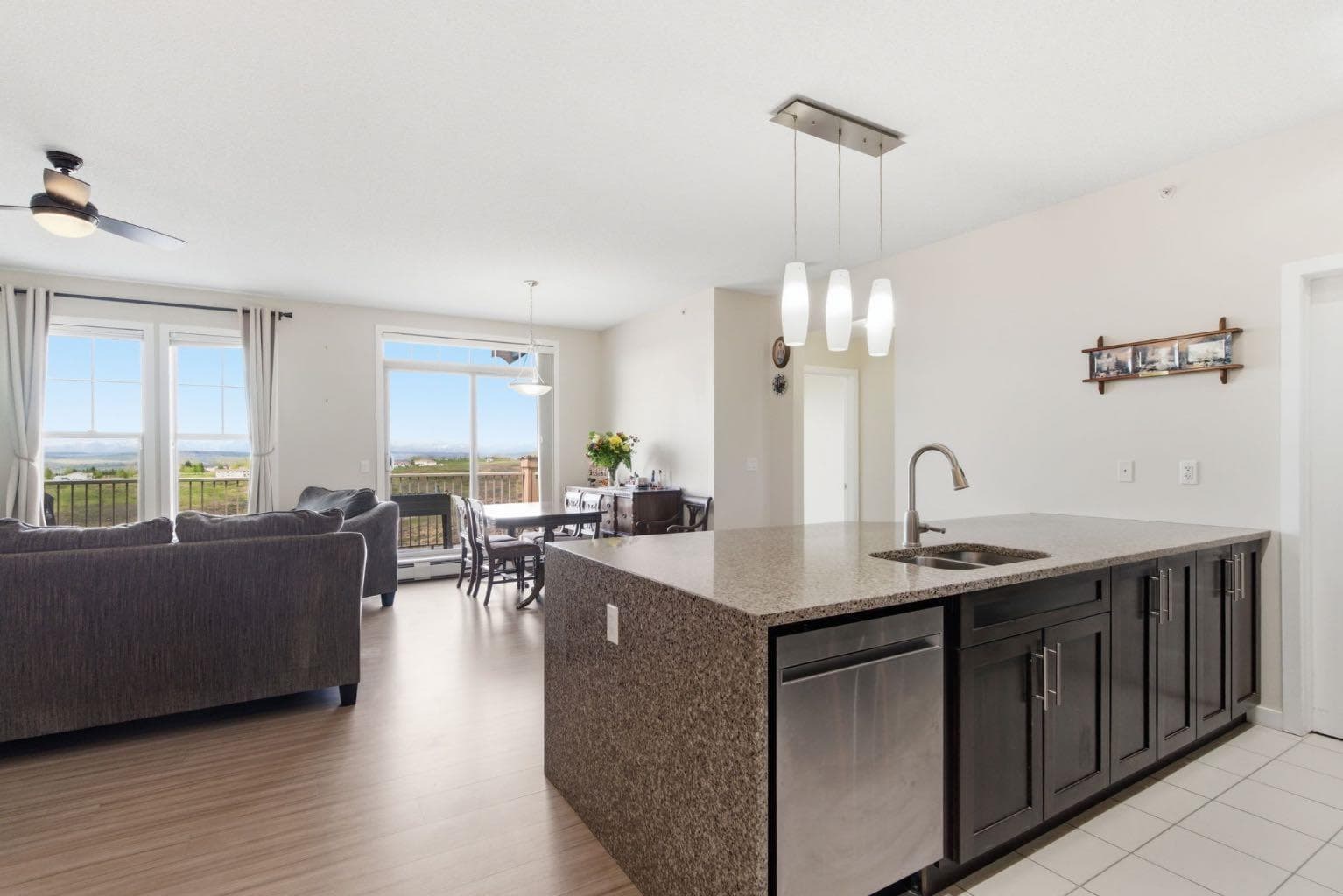 408, 207 Sunset Drive 
