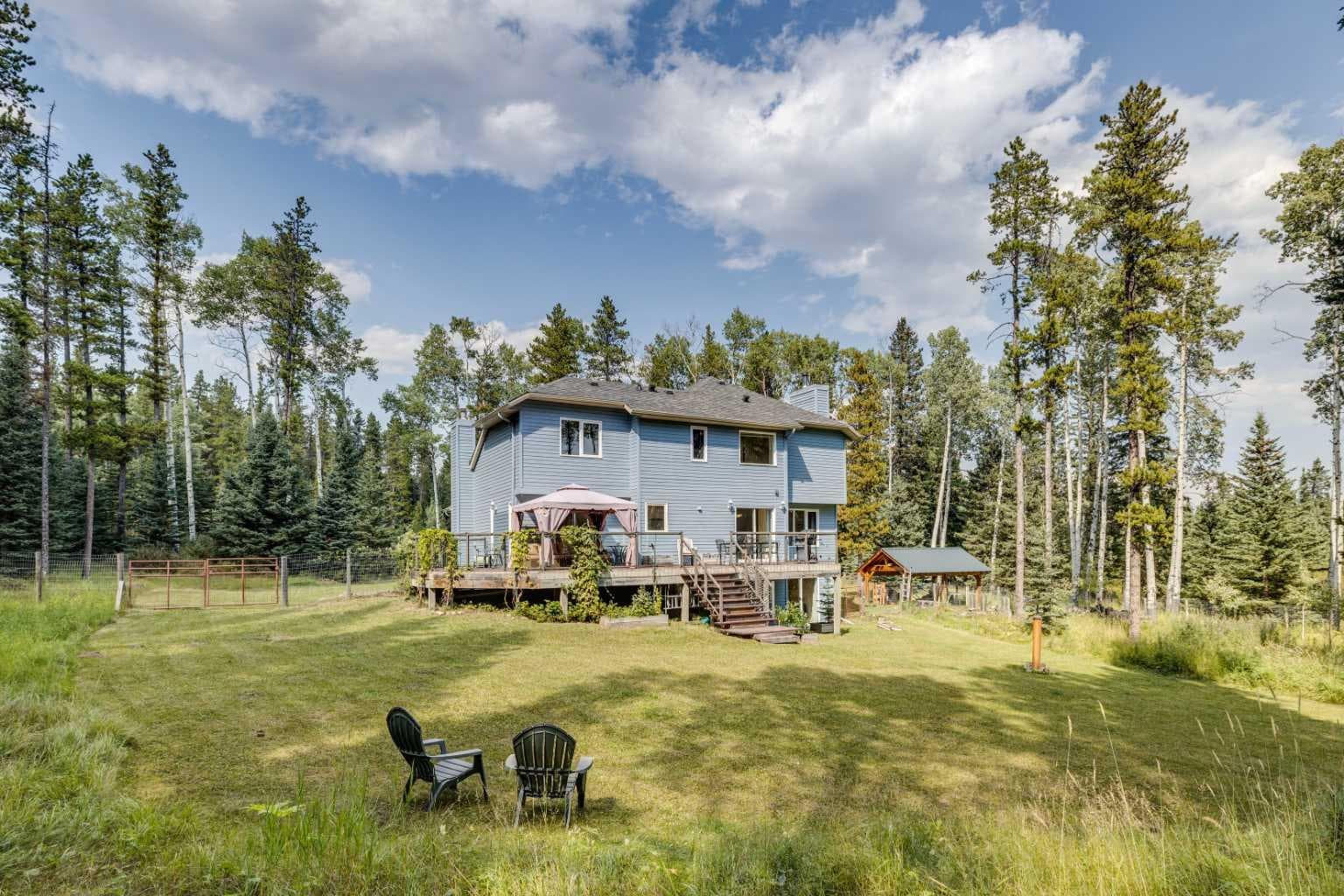 50 Elk Valley Crescent 