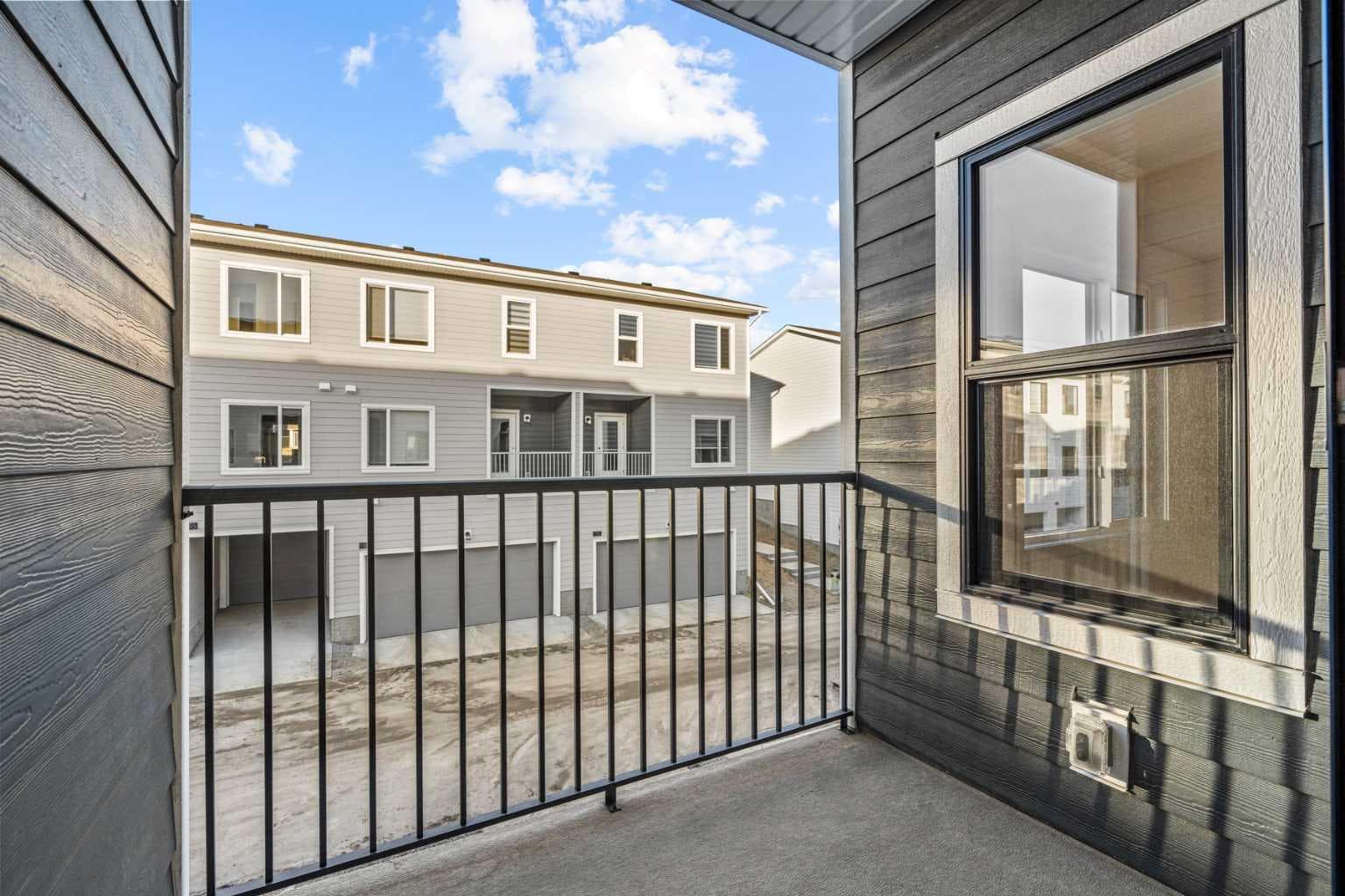 1416, 25 Wildwoods Court SW