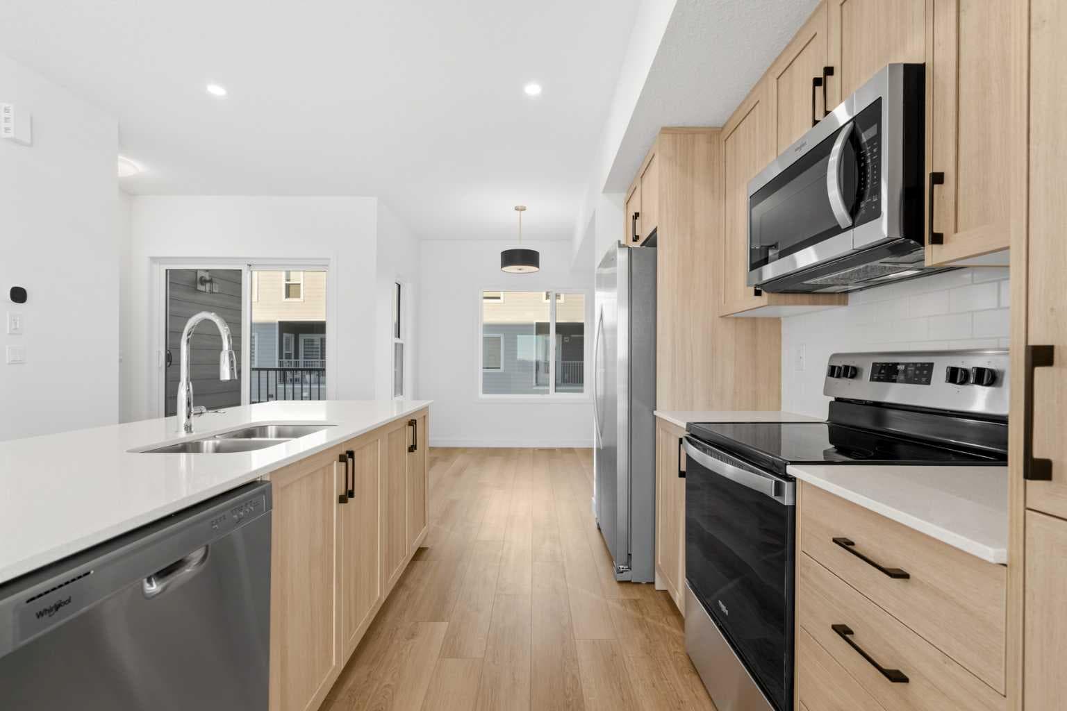1416, 25 Wildwoods Court SW