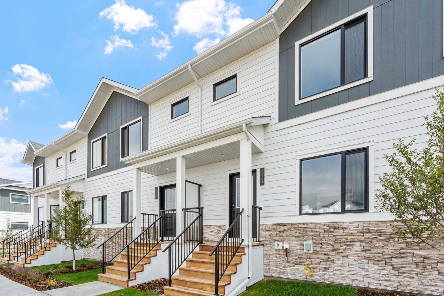 1007, 25 Wildwoods Court SW
